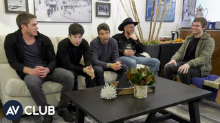 The cast of <i>American Animals</i> has some thoughts on social media addiction